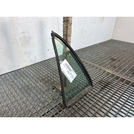 Custode arriere gauche (porte) TOYOTA COROLLA 10 Photo n°1