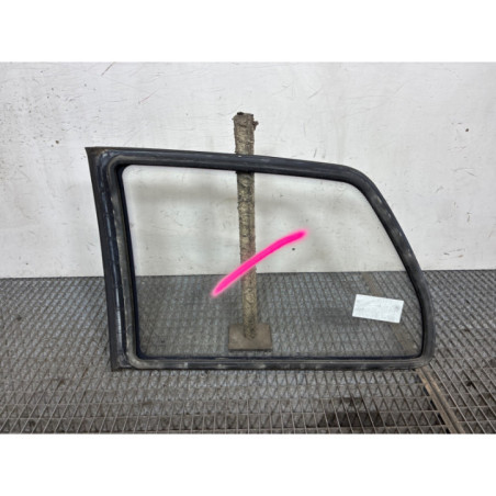 Custode arriere droit PEUGEOT 106 Photo n°1