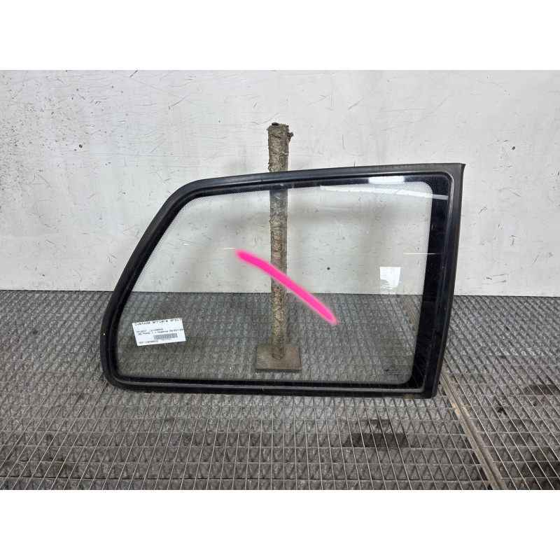 Custode arriere droit PEUGEOT 106 Photo n°3