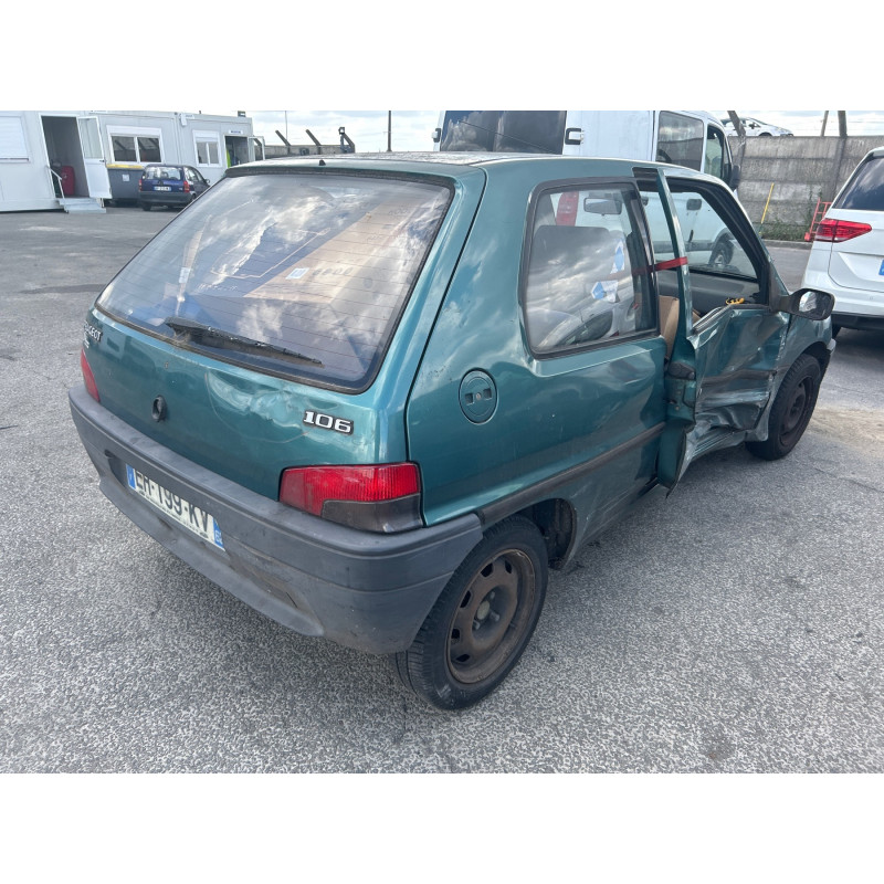 Custode arriere droit PEUGEOT 106 Photo n°11