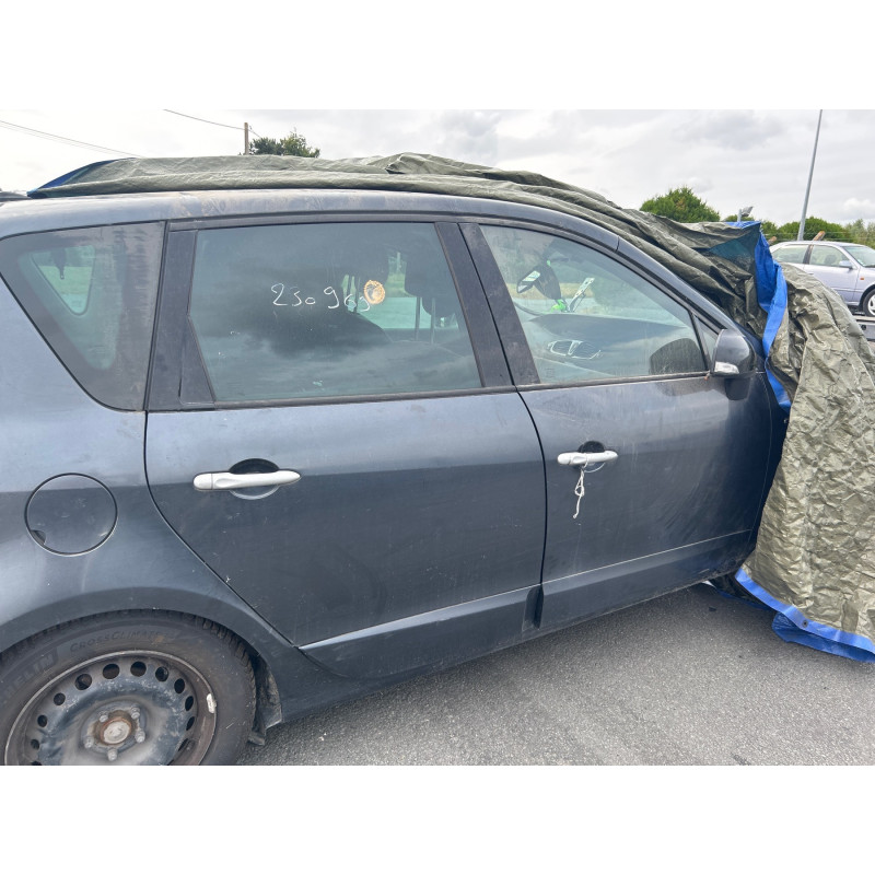 Serrure avant gauche RENAULT SCENIC 3 Photo n°15