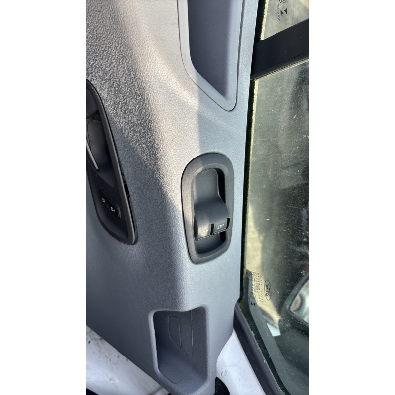 Custode avant droit (porte) FORD TRANSIT 5 Photo n°13