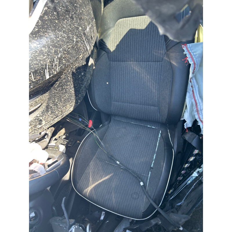 Custode avant droit (porte) RENAULT CLIO 5 Photo n°13