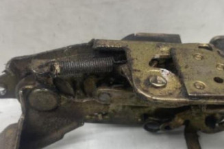 Serrure avant droit PEUGEOT 604