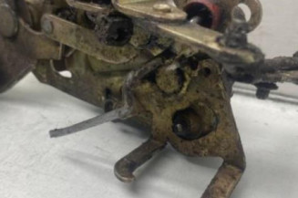 Serrure avant droit PEUGEOT 604