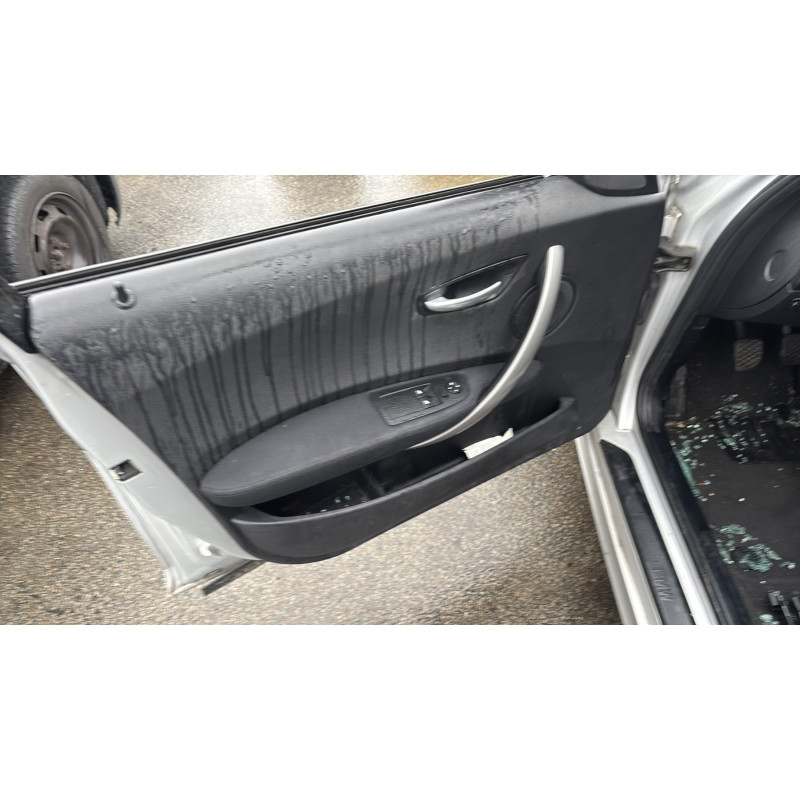 Custode arriere gauche (porte) BMW SERIE 1 E87 Photo n°18