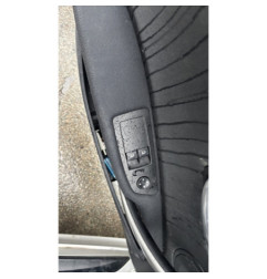 Custode arriere gauche (porte) BMW SERIE 1 E87