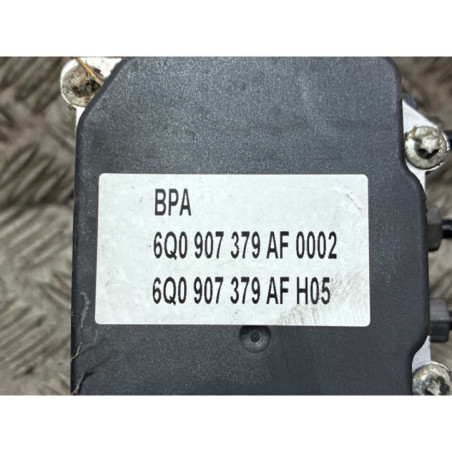 Bloc ABS (freins anti-blocage) VOLKSWAGEN POLO 4