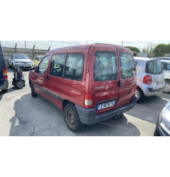 Vitre avant droit PEUGEOT PARTNER 1