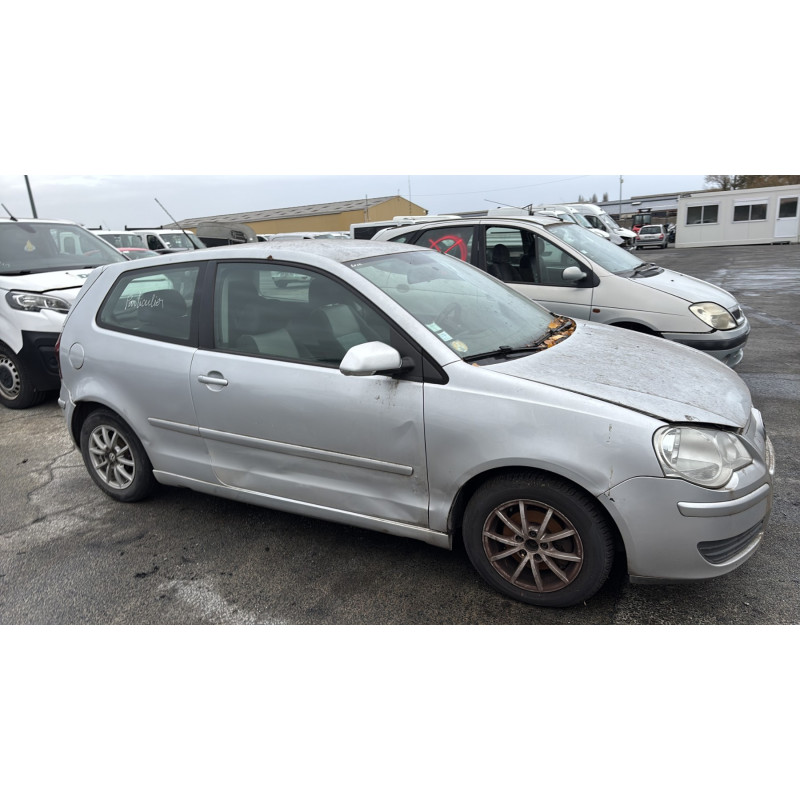 Feu arriere principal droit (feux) VOLKSWAGEN POLO 4 Photo n°10