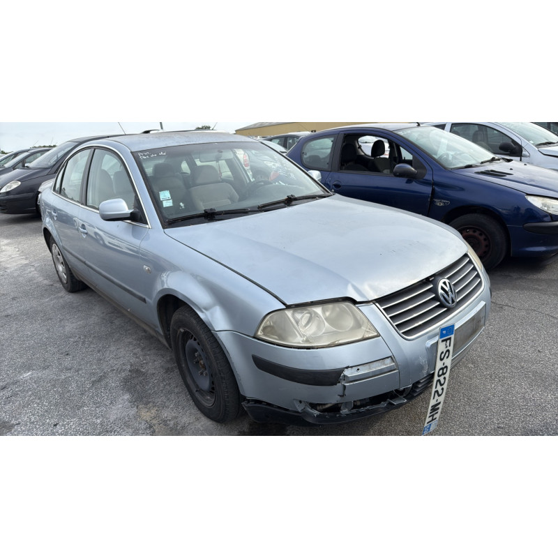 Feu arriere principal gauche (feux) VOLKSWAGEN PASSAT 4 Photo n°9