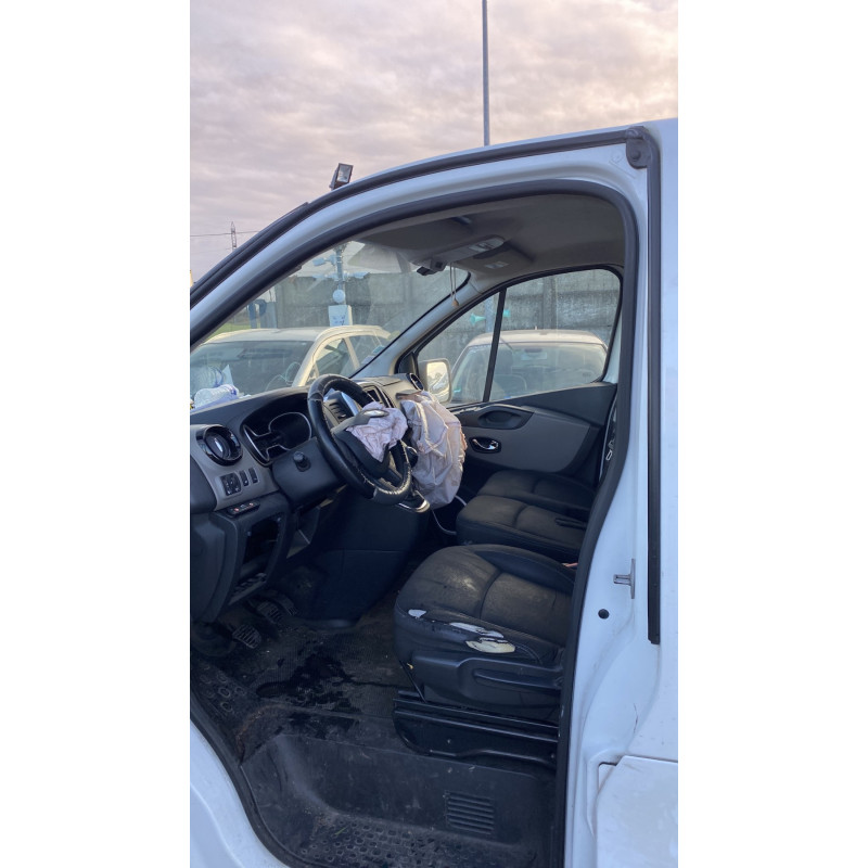 Boite de vitesses RENAULT TRAFIC 3 COURT Photo n°7