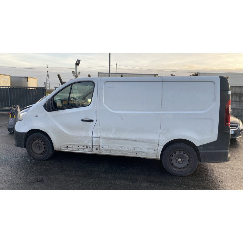 Boite de vitesses RENAULT TRAFIC 3 COURT Photo n°17