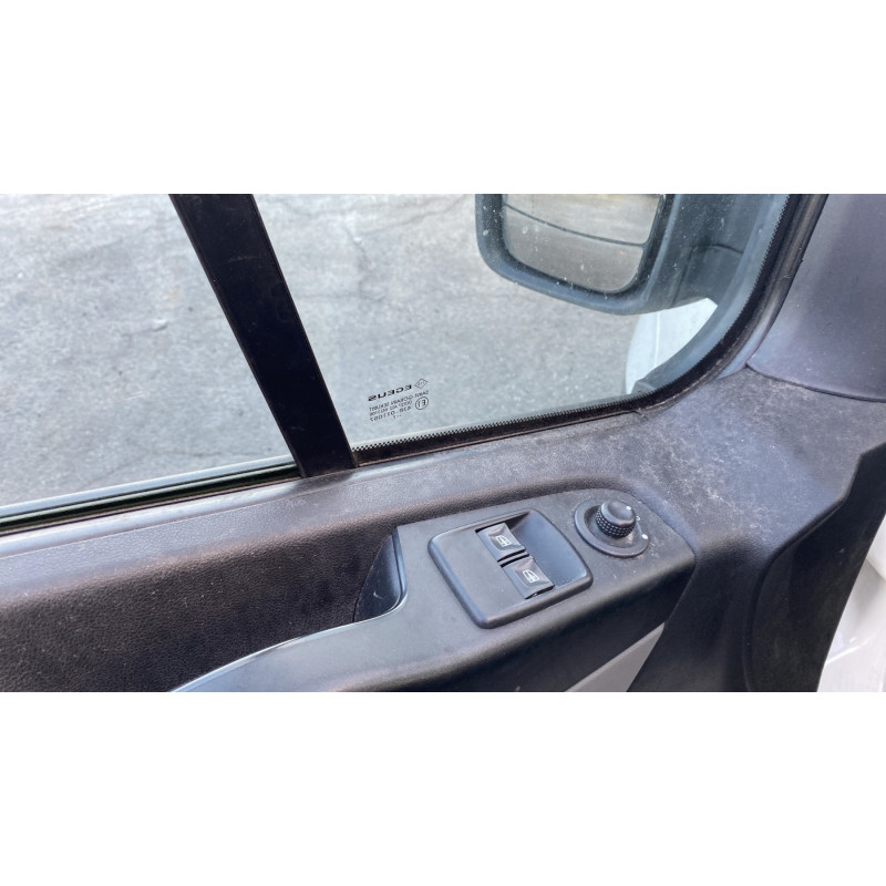 Boite de vitesses RENAULT TRAFIC 3 COURT Photo n°20