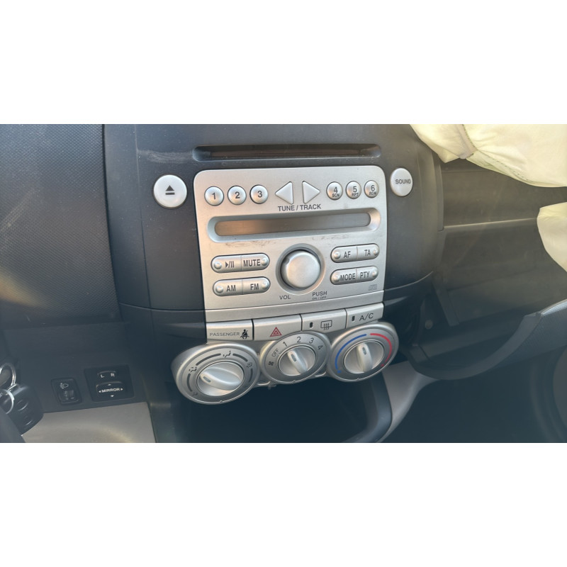 Feu arriere principal droit (feux) DAIHATSU SIRION 2 Photo n°19