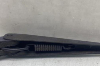 Bras essuie glace avant gauche FORD FIESTA 4