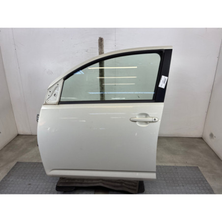 Porte avant gauche DAIHATSU SIRION 2 Photo n°1