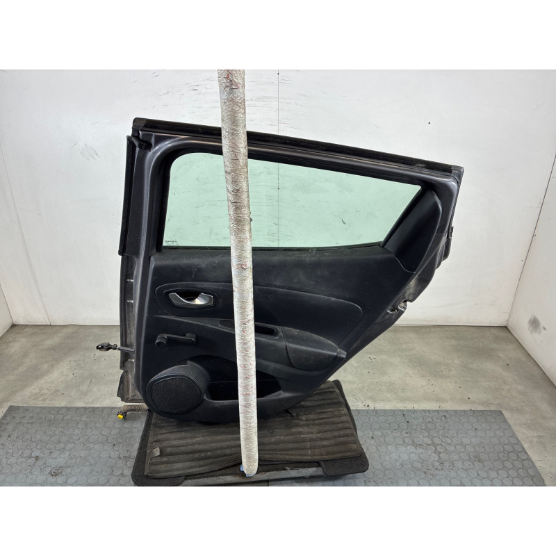Porte arriere droit RENAULT CLIO 4 Photo n°1