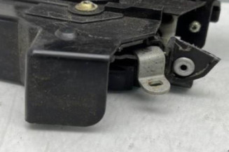 Serrure avant droit FORD FOCUS 2