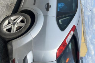 Serrure avant droit FORD FOCUS 2