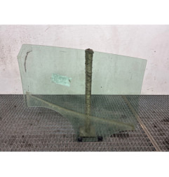Vitre arriere gauche RENAULT CLIO 5 Photo n°1