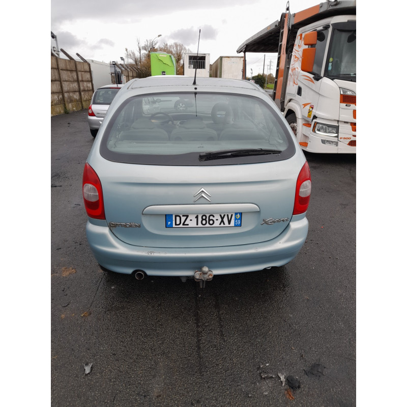 Feu arriere principal gauche (feux) CITROEN XSARA PICASSO Photo n°8
