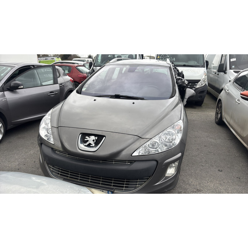 Face avant PEUGEOT 308 1 SW Photo n°16