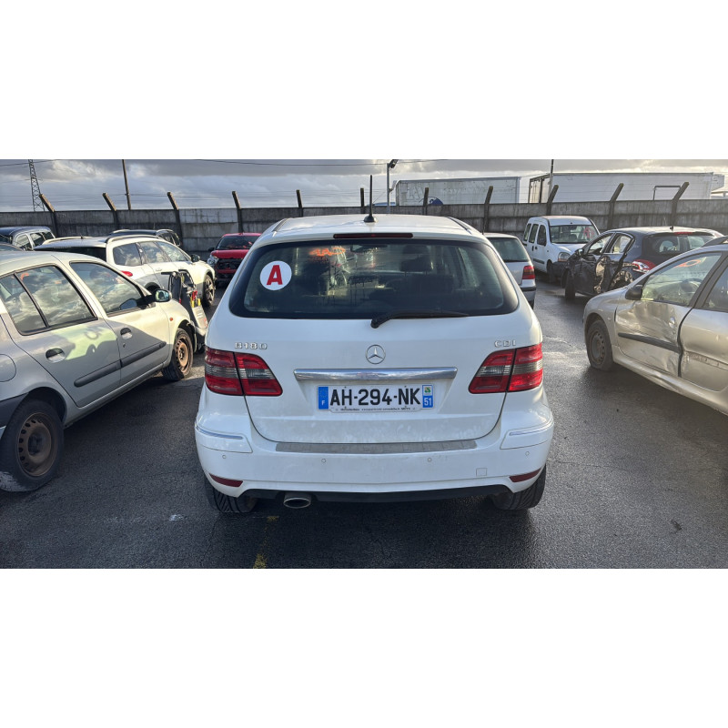 Feu arriere principal gauche (feux) MERCEDES CLASSE B 245 Photo n°18
