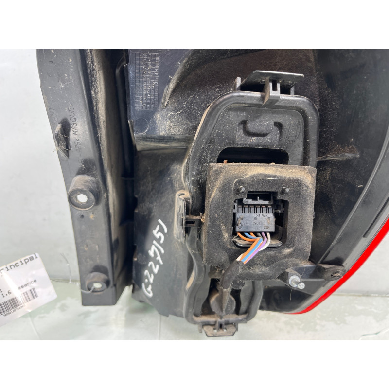 Feu arriere principal gauche (feux) RENAULT SCENIC 2 Photo n°1