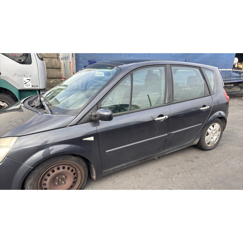 Feu arriere principal droit (feux) RENAULT SCENIC 2 Photo n°12