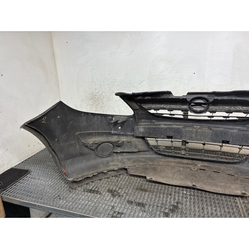 Pare choc avant OPEL CORSA D Photo n°3