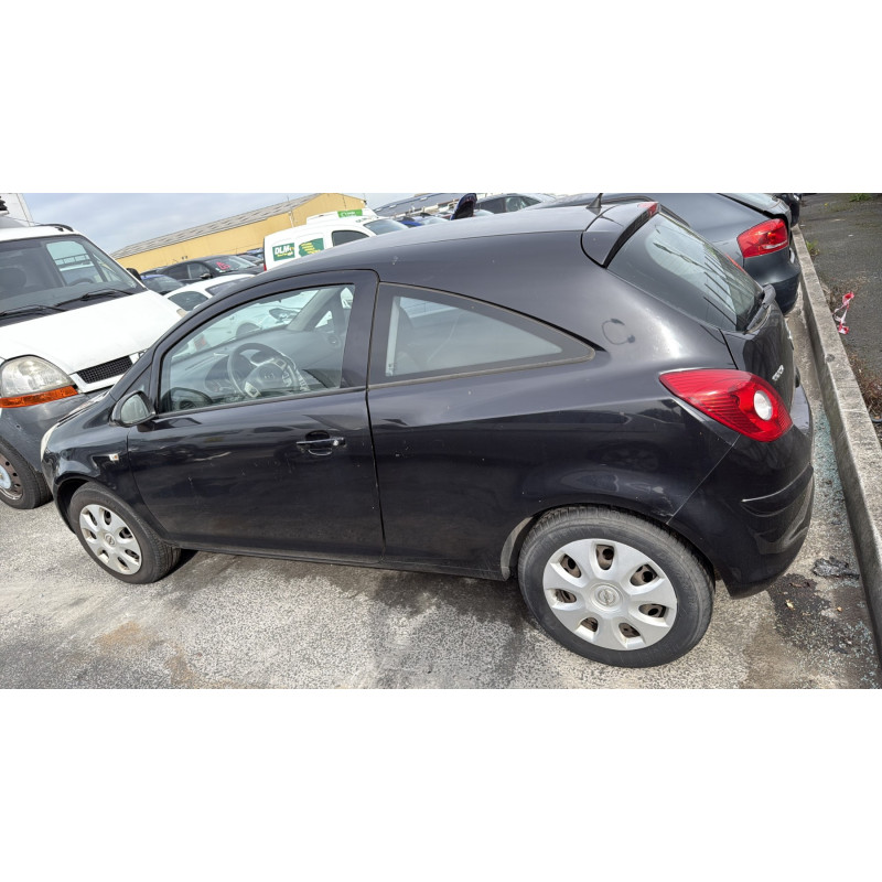 Pare choc avant OPEL CORSA D Photo n°12