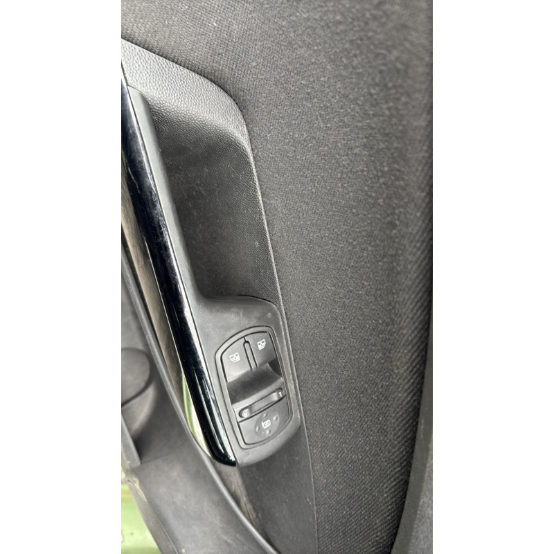 Renfort pare choc arriere (traverse) OPEL CORSA D Photo n°13