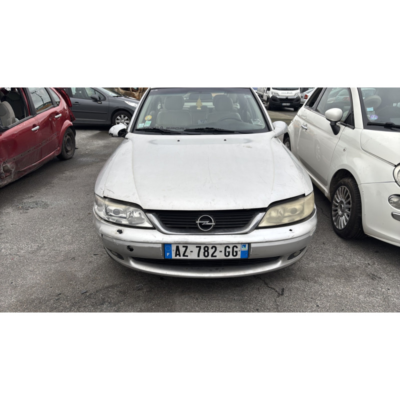 Optique avant principal gauche (feux)(phare) OPEL VECTRA B Photo n°13