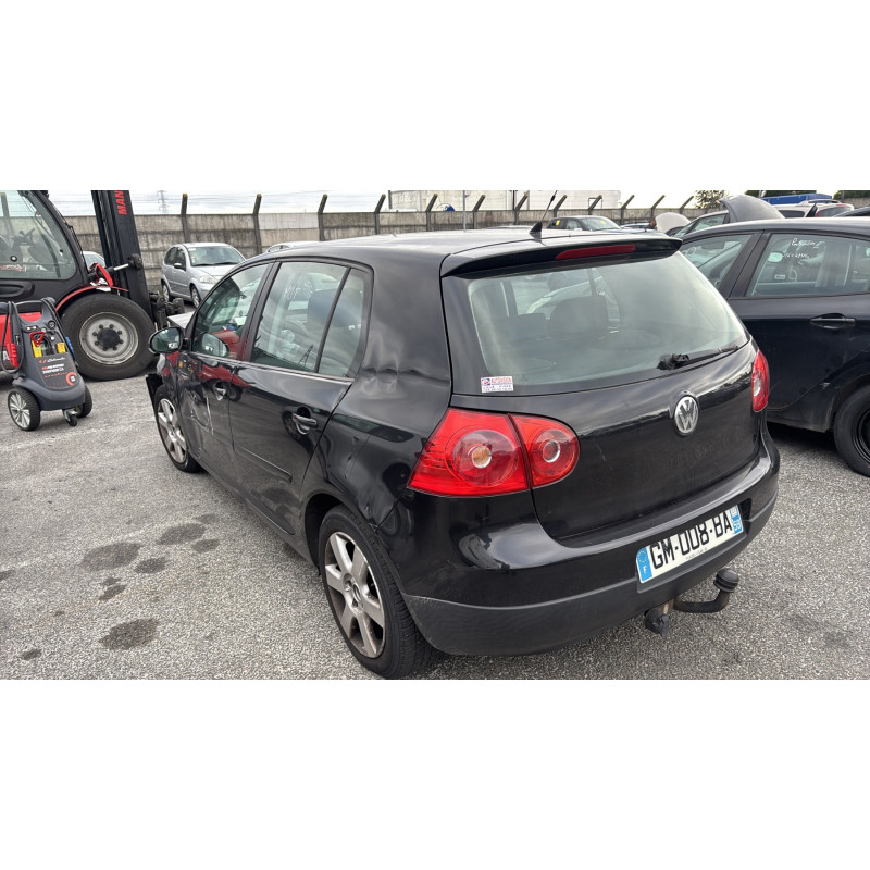 Pare choc arriere VOLKSWAGEN GOLF 5 Photo n°15