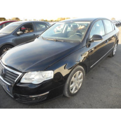 Optique avant principal gauche (feux)(phare) VOLKSWAGEN PASSAT 5