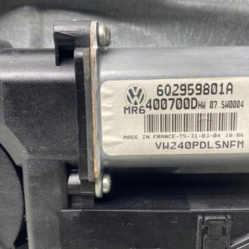 Leve vitre electrique avant droit VOLKSWAGEN POLO 4 Photo n°3