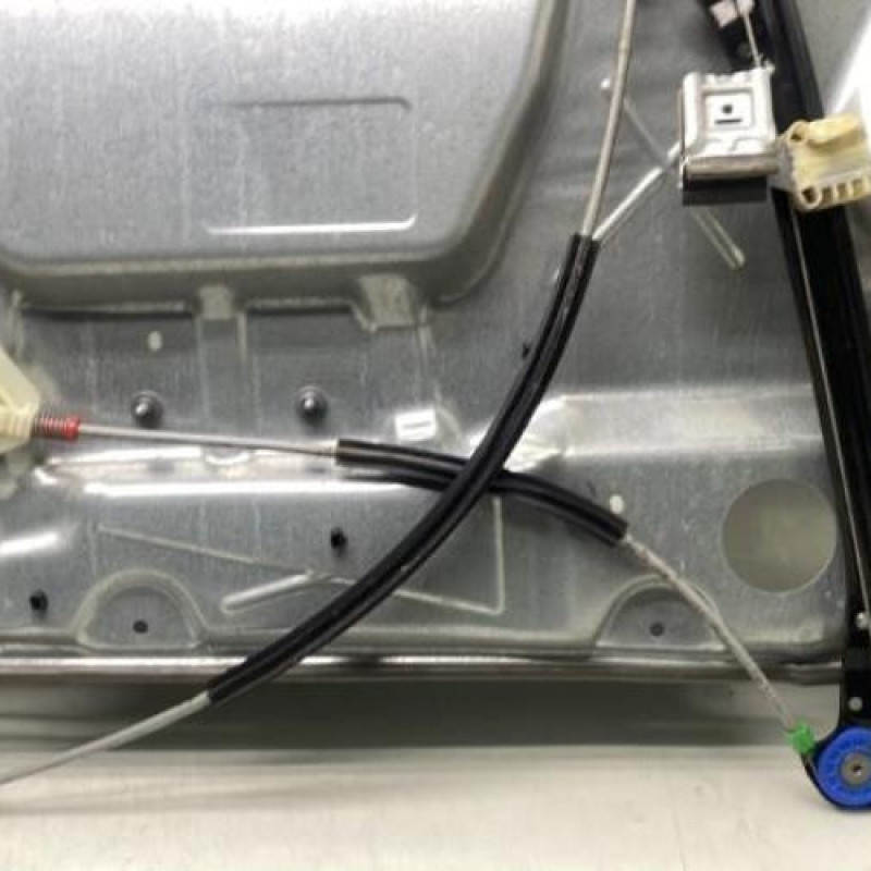 Leve vitre electrique avant droit VOLKSWAGEN POLO 4 Photo n°9