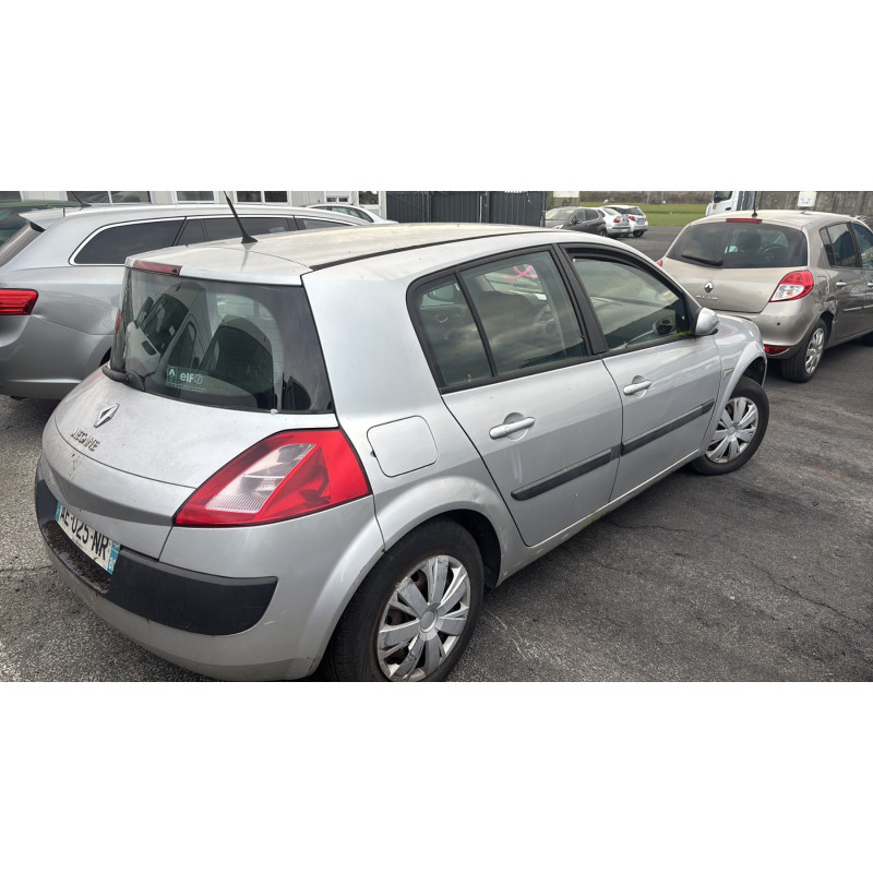 Feu arriere principal gauche (feux) RENAULT MEGANE 2 Photo n°6