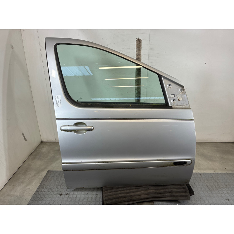 Porte avant droit MERCEDES VANEO 414 Photo n°1