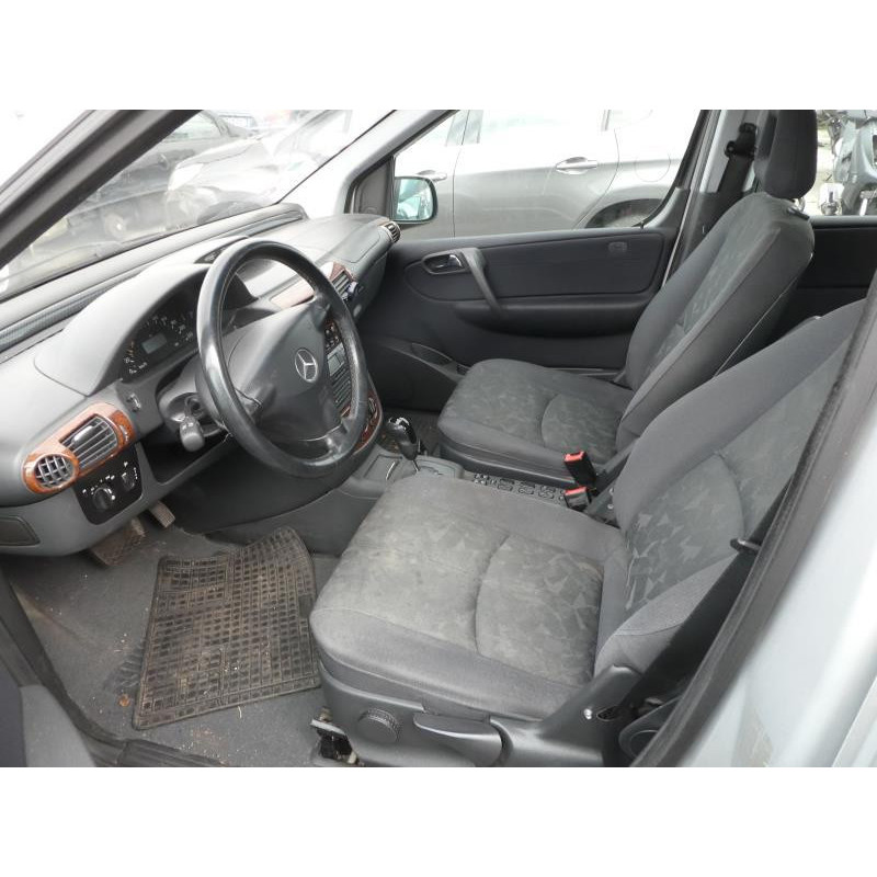 Porte avant droit MERCEDES VANEO 414 Photo n°10