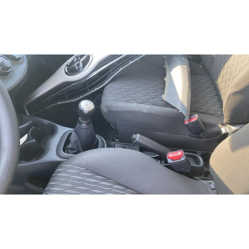 Feu arriere principal droit (feux) TOYOTA YARIS 3 Photo n°20