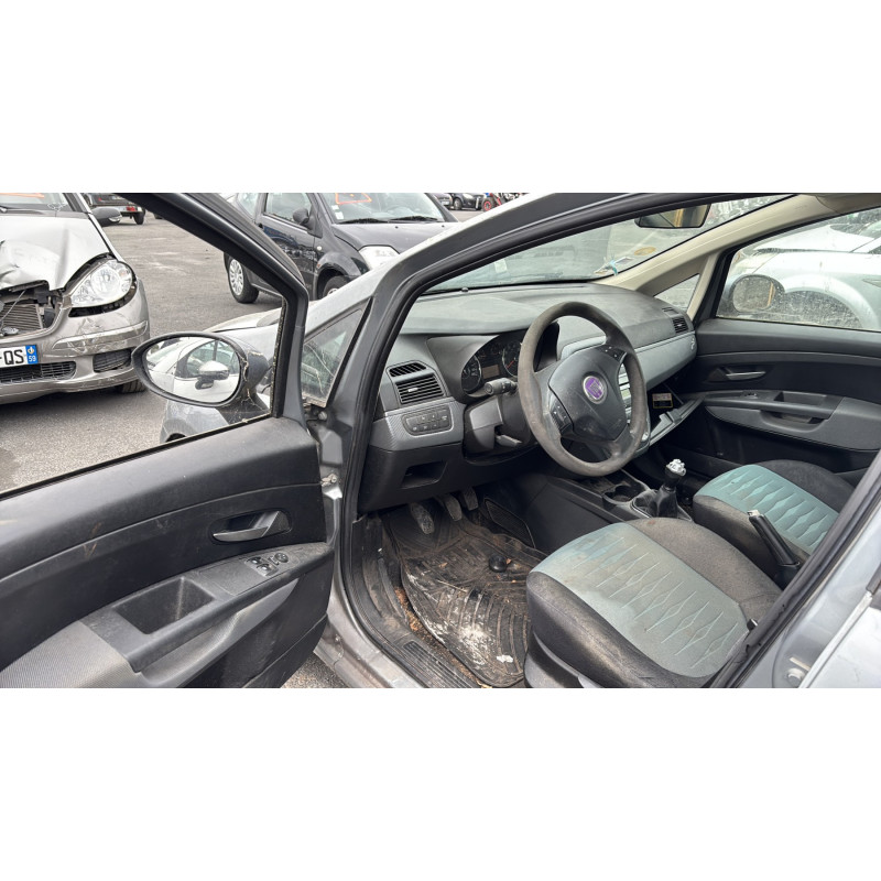 Optique avant principal gauche (feux)(phare) FIAT GRANDE PUNTO Photo n°14