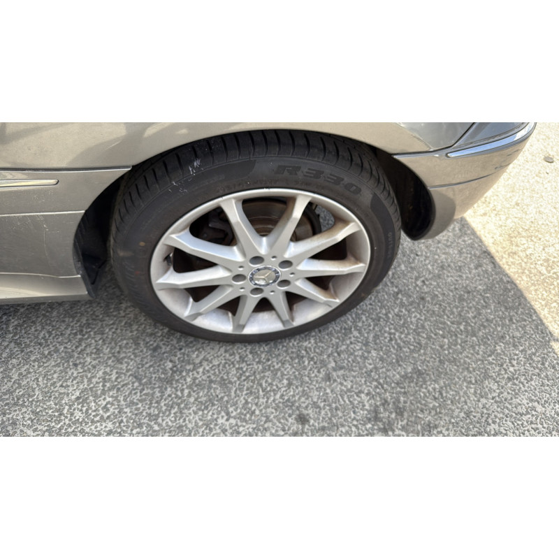 Feu arriere principal droit (feux) MERCEDES CLASSE B 245 Photo n°17