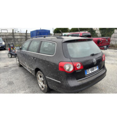 Optique avant principal gauche (feux)(phare) VOLKSWAGEN PASSAT 5