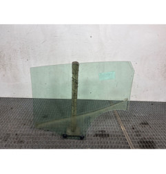 Vitre arriere droit RENAULT CLIO 5 Photo n°1