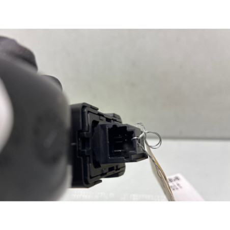 Interrupteur de leve vitre arriere droit RENAULT CLIO 5 Photo n°1