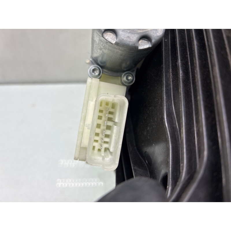 Leve vitre electrique arriere droit RENAULT CLIO 5 Photo n°4