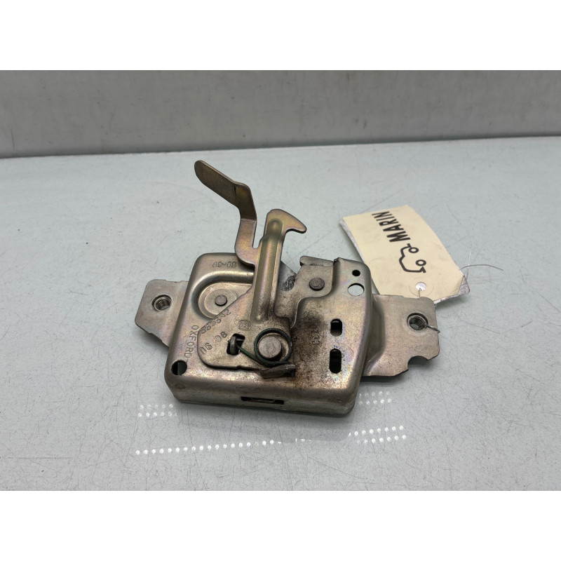 Fermeture de capot RENAULT CLIO 3 Photo n°1
