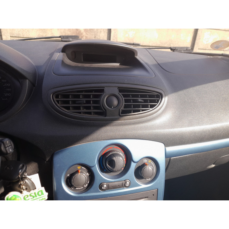 Fermeture de capot RENAULT CLIO 3 Photo n°10